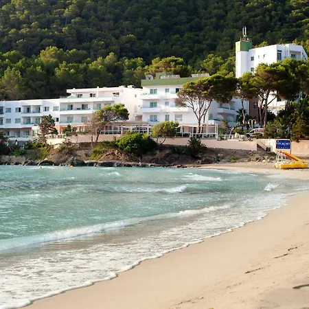 Aparthotel El Pinar Cala Llonga (Ibiza)