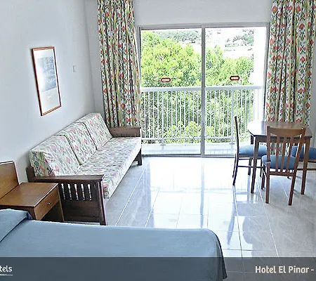 El Pinar Aparthotel 3*